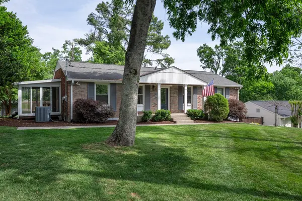 4818 Merrill Ln, Nashville, TN 37211