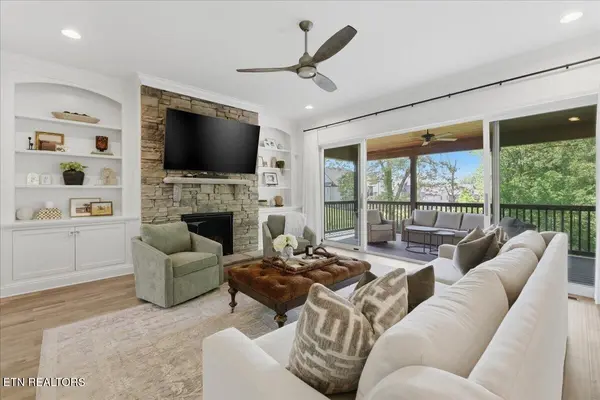 9314 Kayak Lane, Concord, TN 37922