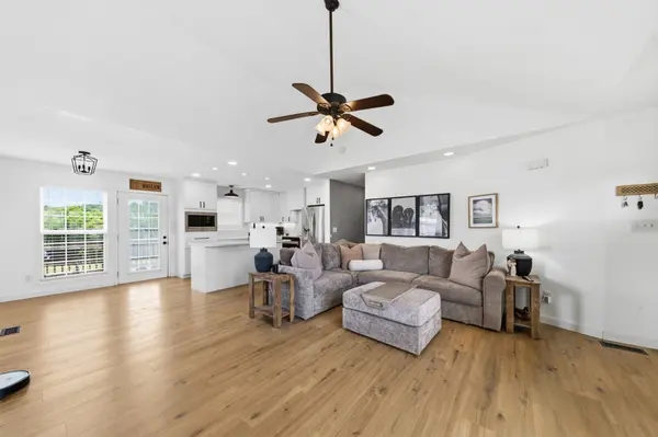 2448 Gene Fitzgerald Rd, Columbia, TN 38401