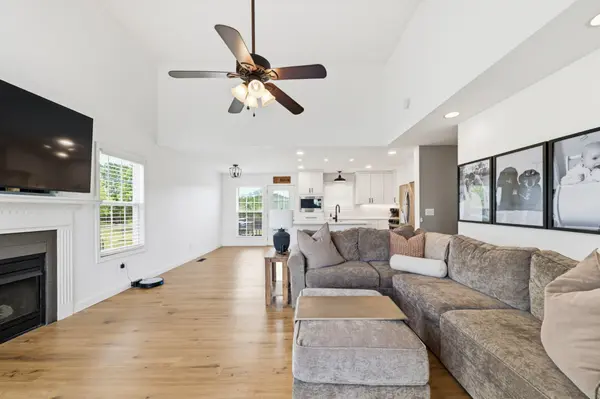 2448 Gene Fitzgerald Rd, Columbia, TN 38401