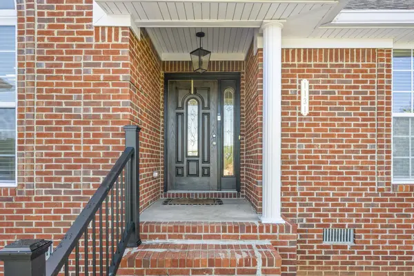 1131 Emerson Cir, Hopkinsville, KY 42240