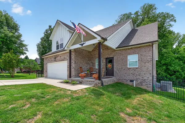 146 Briarwood Ln, Smithville, TN 37166