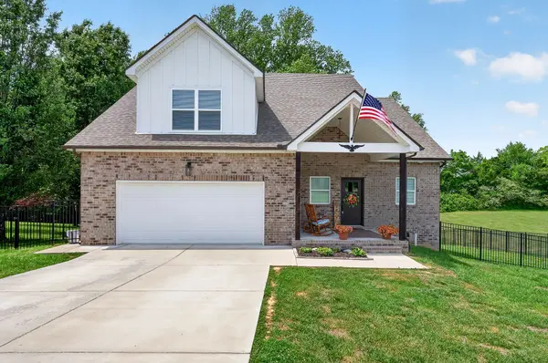 146 Briarwood Ln, Smithville, TN 37166