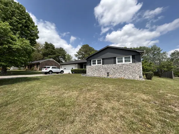 900 Brenda Dr, Pulaski, TN 38478