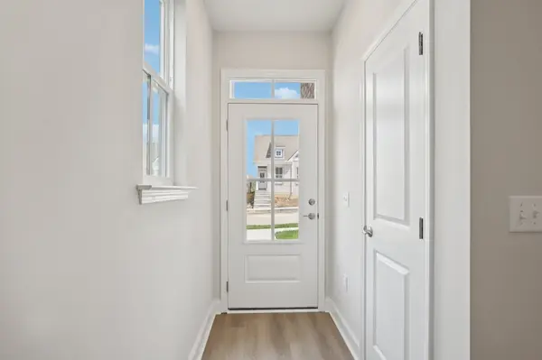400 W Stonehaus Crossing, Antioch, TN 37013