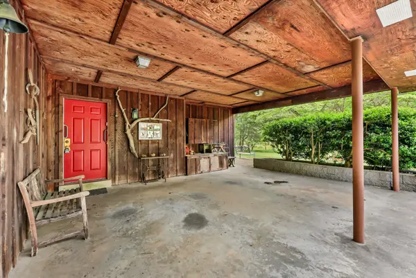 900 Gravel Ln, Adams, TN 37010