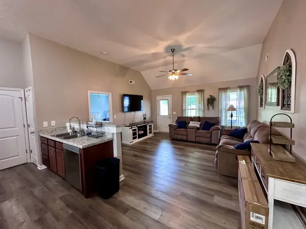 107 Grace Ct, Manchester, TN 37355