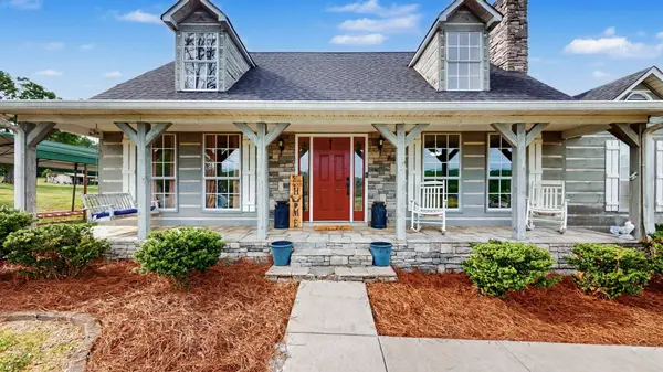 886 Chicken Rd, Lebanon, TN 37090