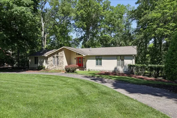 105 Applewood Ct, Hendersonville, TN 37075