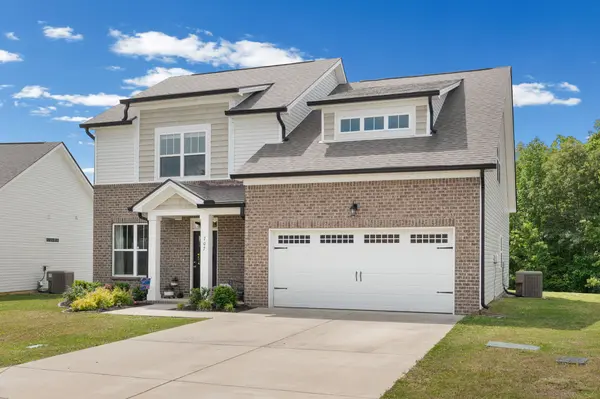 707 Monarchos Bnd, Burns, TN 37029