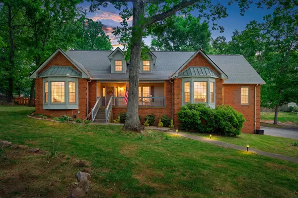 516 Tyler Ct,  Cottontown,  TN 37048
