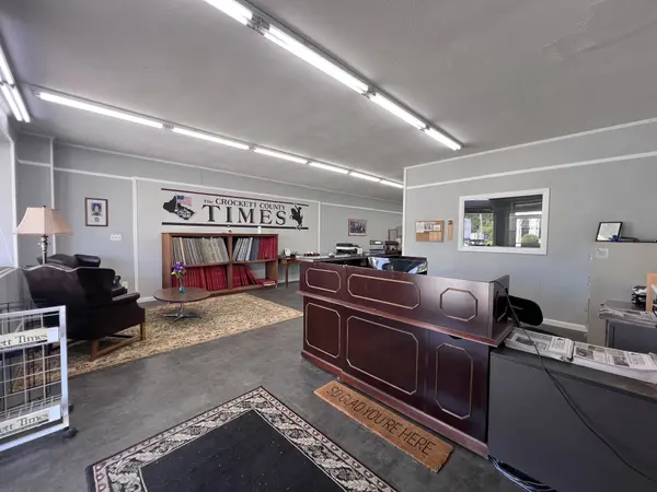 40 S Court St, Alamo, TN 38001