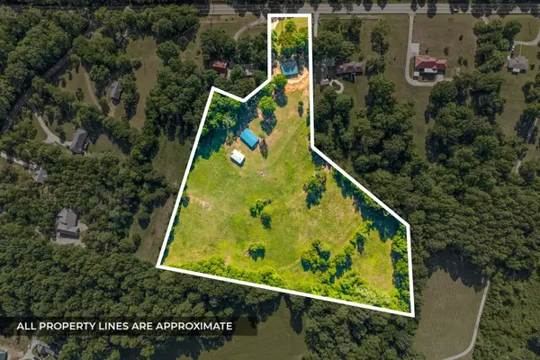 5555 Highway 48, Cumberland Furnace, TN 37051