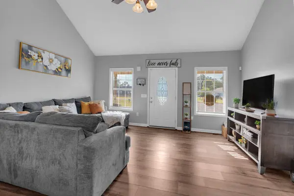 642 Indian Springs Cir, Manchester, TN 37355