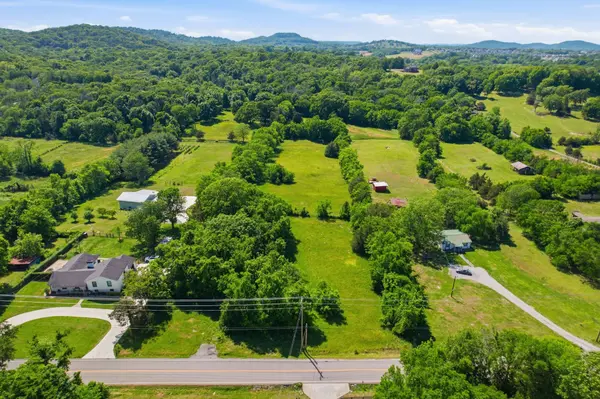 1958 Burke Hollow Rd, Nolensville, TN 37135