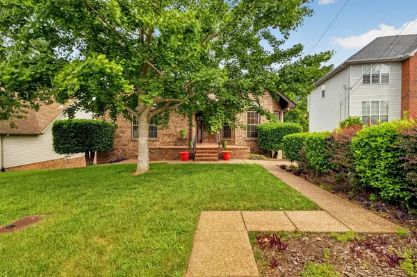 6116 Bradford Hills Dr, Nashville, TN 37211