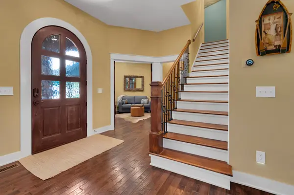 101 Canary Ln, Estill Springs, TN 37330