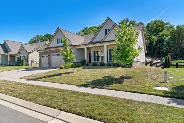 7208 Sky Meadow Dr, College Grove, TN 37046