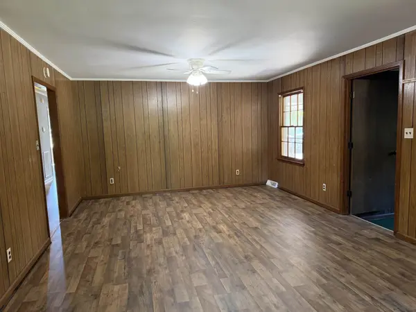 420 BARKER DR, Savannah, TN 38372