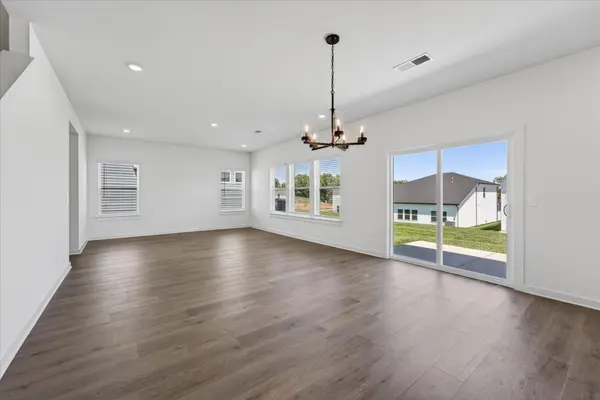 527 Goldfinch Way, Clarksville, TN 37043