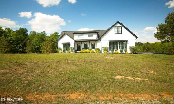 114 Canter Hill Lane, Jamestown, TN 38556