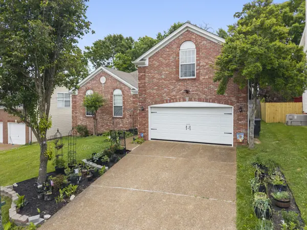 3021 Harbor Lights Dr, Nashville, TN 37217