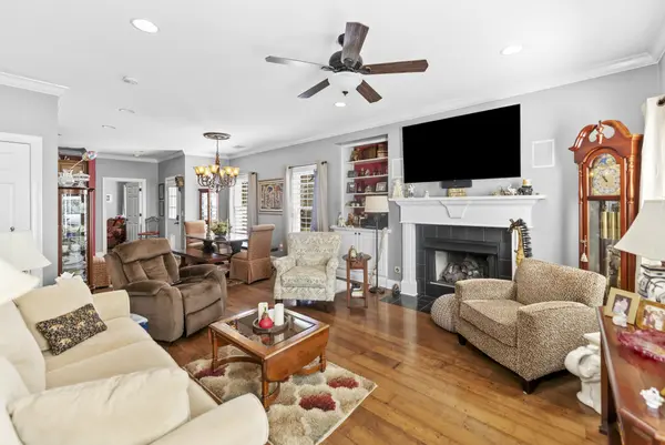 1440 Burnside Dr, Franklin, TN 37067