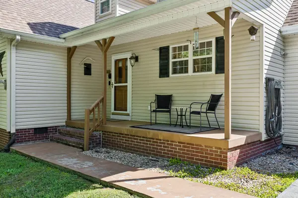 363 Overhead Bridge Rd, Hampshire, TN 38461