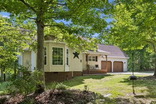 363 Overhead Bridge Rd, Hampshire, TN 38461
