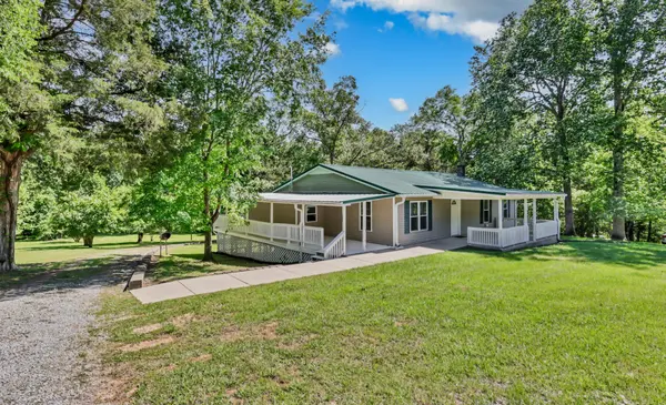 1406 Canton Blue Springs Rd, Cadiz, KY 42211