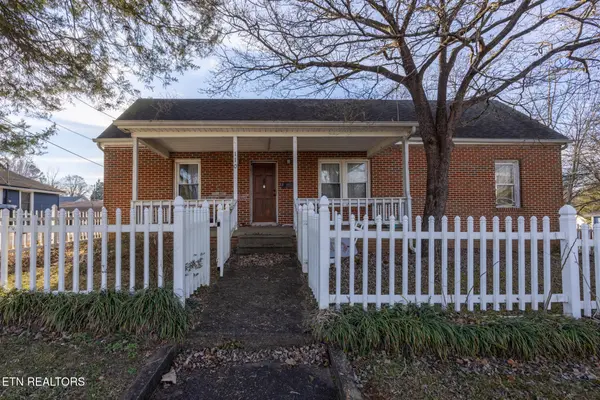 110 S Kilgore Street, Athens, TN 37303