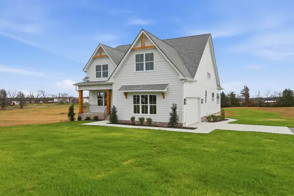 5127 Starks Rd, Cross Plains, TN 37049
