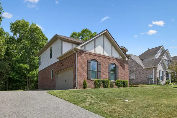 4105 Oakstone Dr, Smyrna, TN 37167