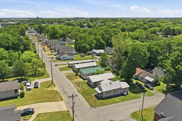 2016 Bessie St, Springfield, TN 37172