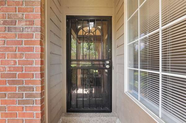6958 LAGRANGE CIR, Cordova, TN 38018