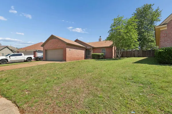 6958 LAGRANGE CIR, Cordova, TN 38018
