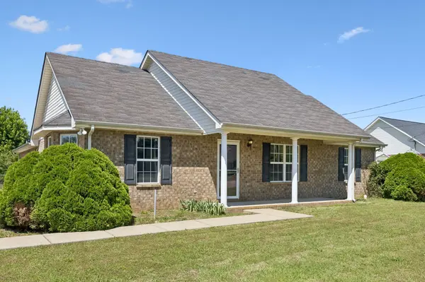2927 Cliffside Dr, Christiana, TN 37037
