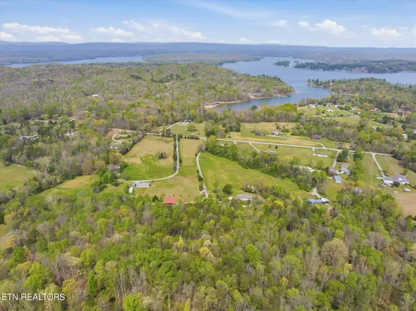 2777 River Rd, Ten Mile, TN 37880