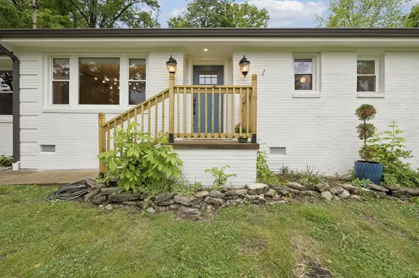 1276 Old Hillsboro Rd, Franklin, TN 37069
