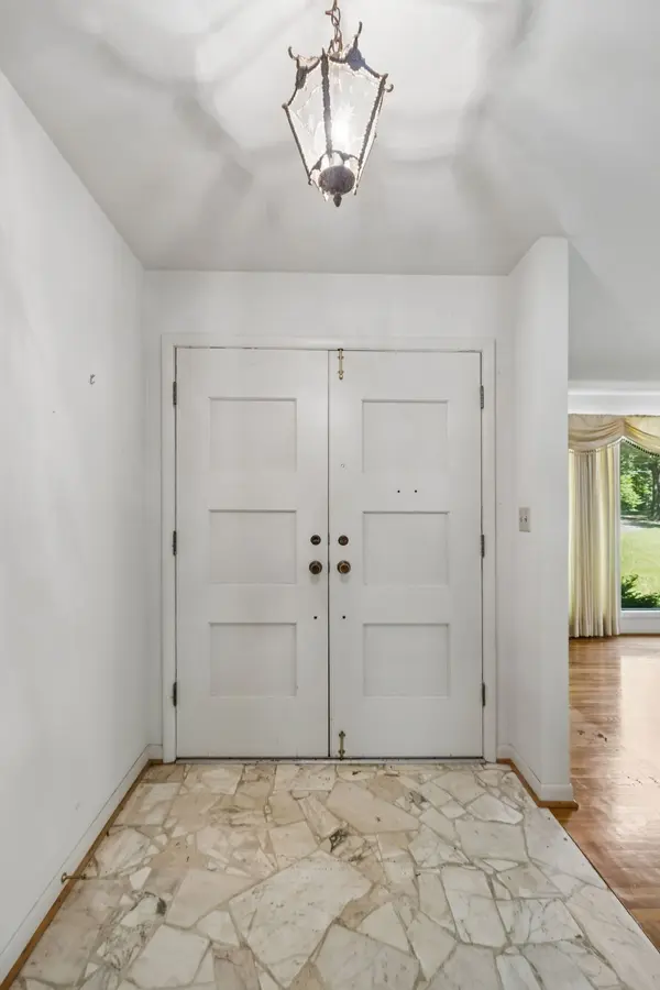 467 Sandy Rd, Dover, TN 37058