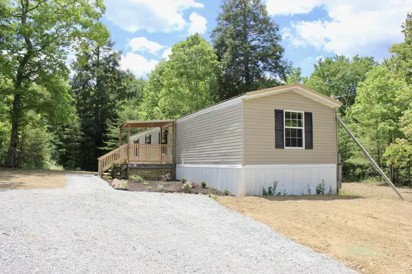 379 Utah Rd, Beersheba Springs, TN 37305