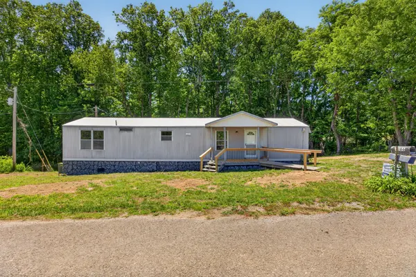 1086 O D Rogers Rd, Baxter, TN 38544