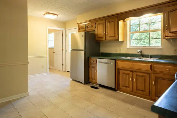 126 County Road 723, Athens, TN 37303