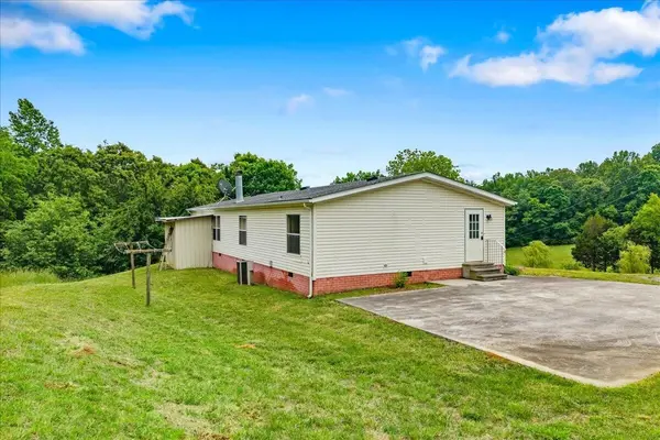 750 County Road 116, Athens, TN 37303