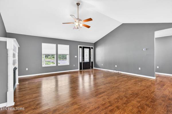 188 Satsuma Drive, Crossville, TN 38555