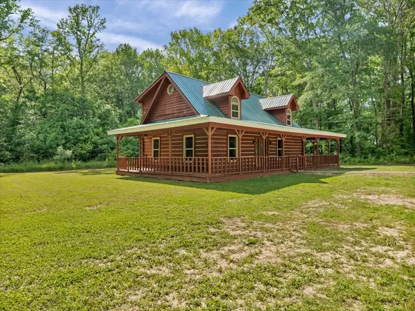 409 Elora Rd, Elora, TN 37328