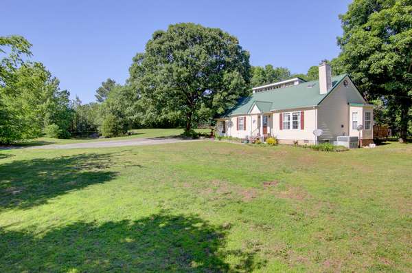 4507 Highway 48, Cumberland Furnace, TN 37051