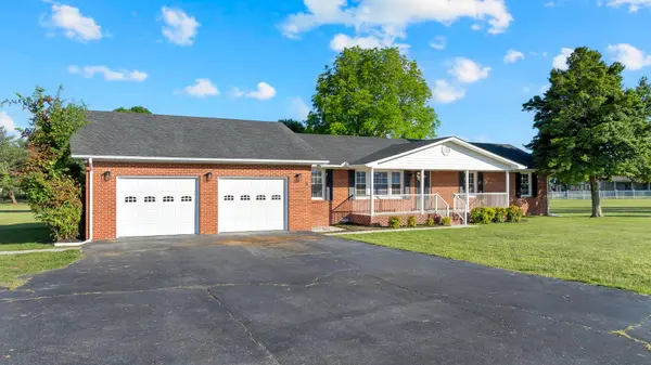 518 Maple Springs Rd, Manchester, TN 37355