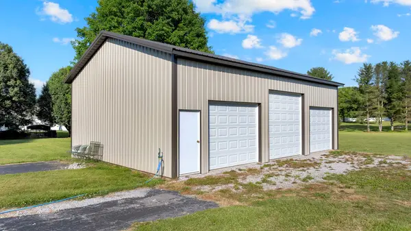 518 Maple Springs Rd, Manchester, TN 37355
