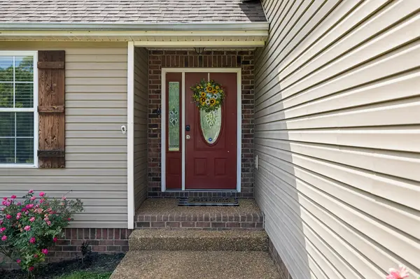 652 Charles Ln, Spring Hill, TN 37174